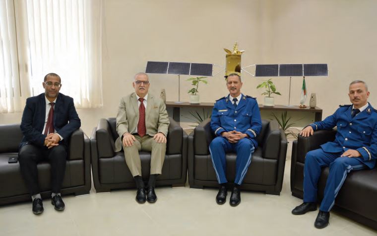 مقابلة مدير عام وكالة الفضاء الجزائرية مع مجلة Echorta